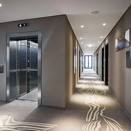 Legere Hotel