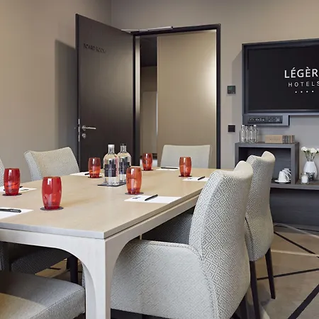 Legere Hotel