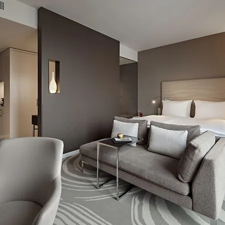 Legere Hotel