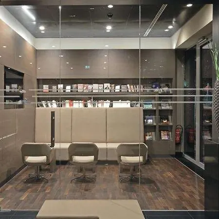 호텔 Legere 4*